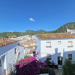 Apartamento El Botijo Puertitas Rojas, Ubrique